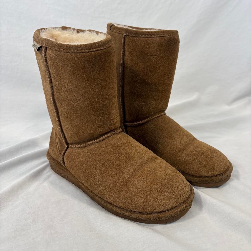 Bearpaw suede brown winter boots size 9